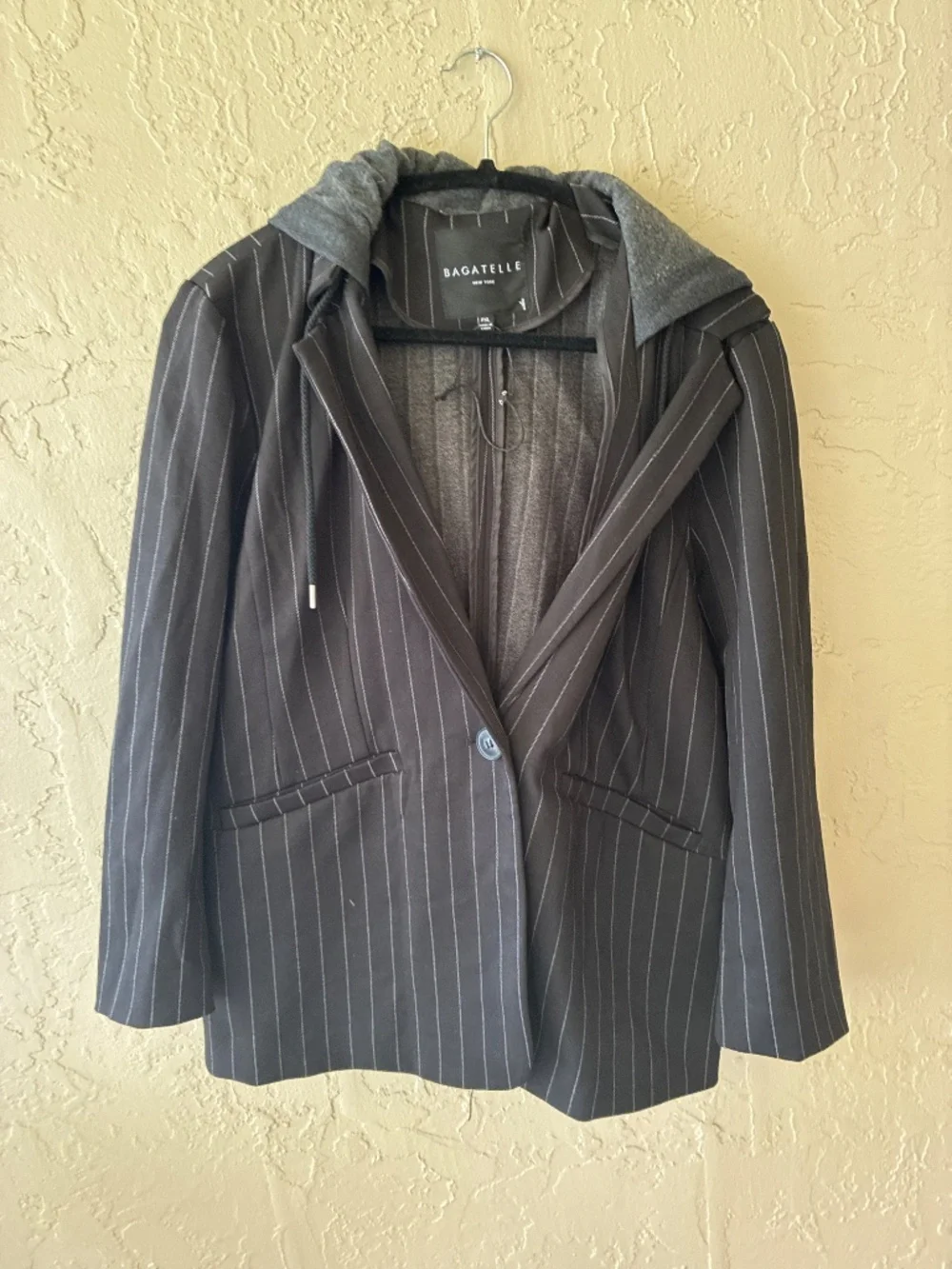 bagatelle euc hood